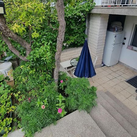 Split Apartment Exterior foto